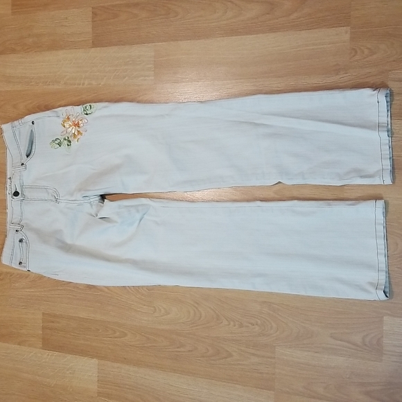 Jessica sport beige floral embroidered jean  like pants size 12 inseam 32 - Picture 10 of 12